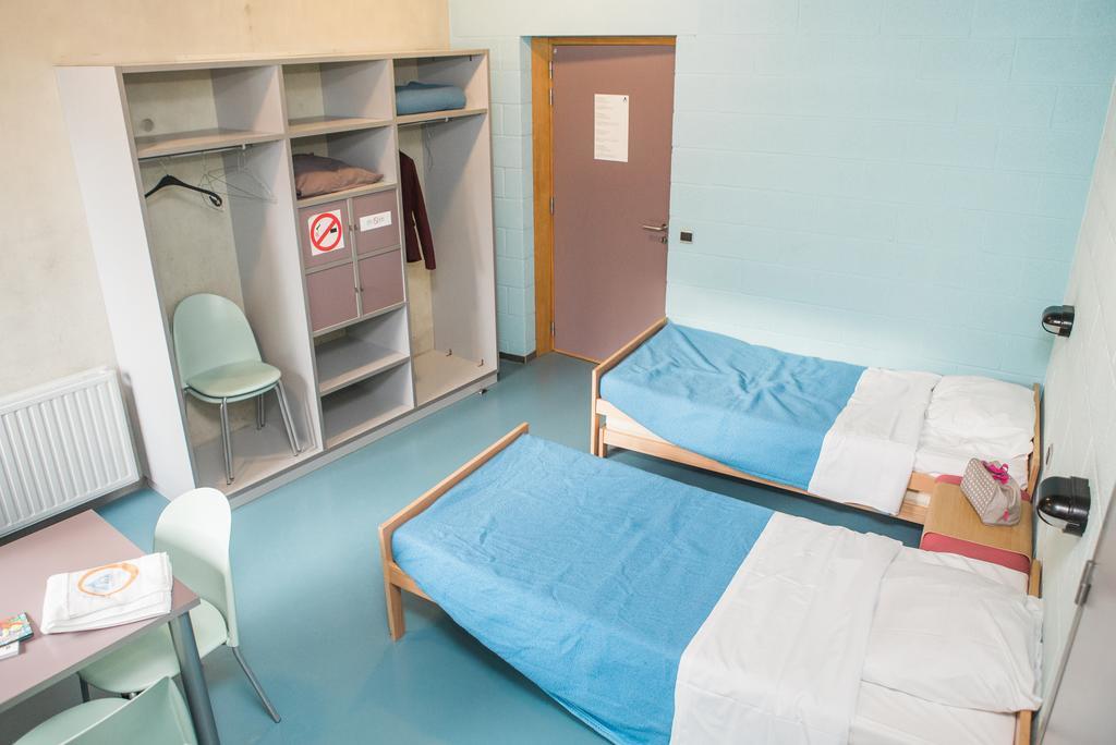 Hostel De Zandpoort Мехелен Экстерьер фото