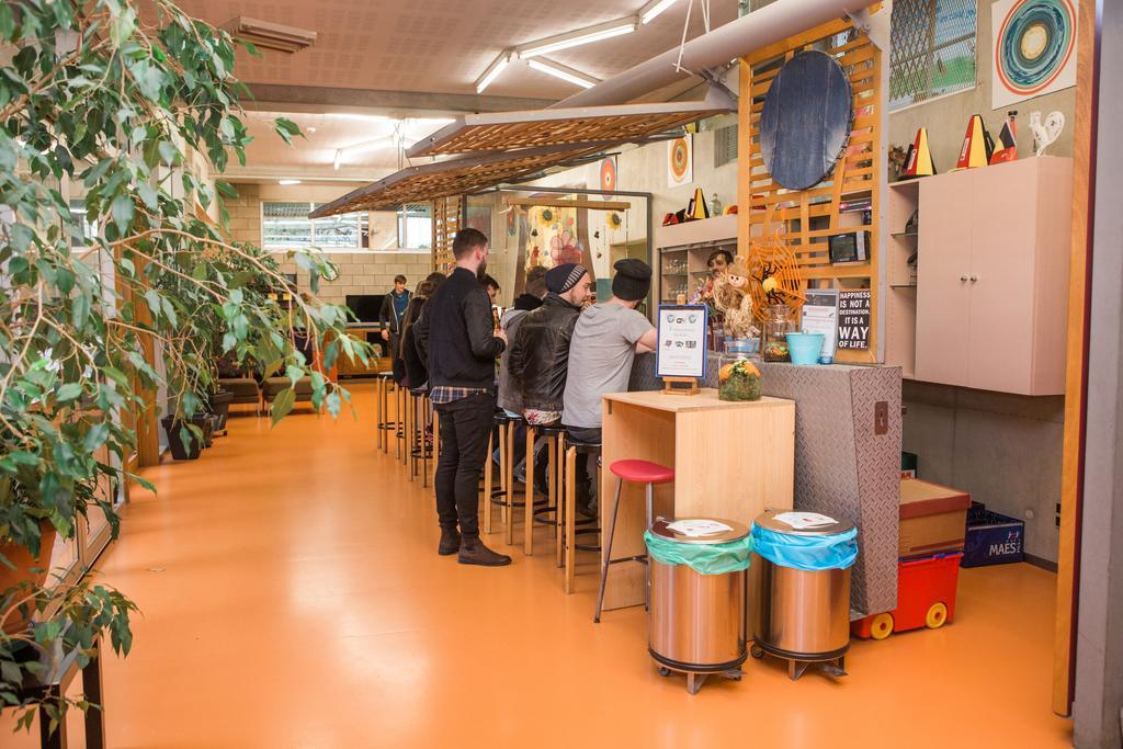 Hostel De Zandpoort Мехелен Экстерьер фото