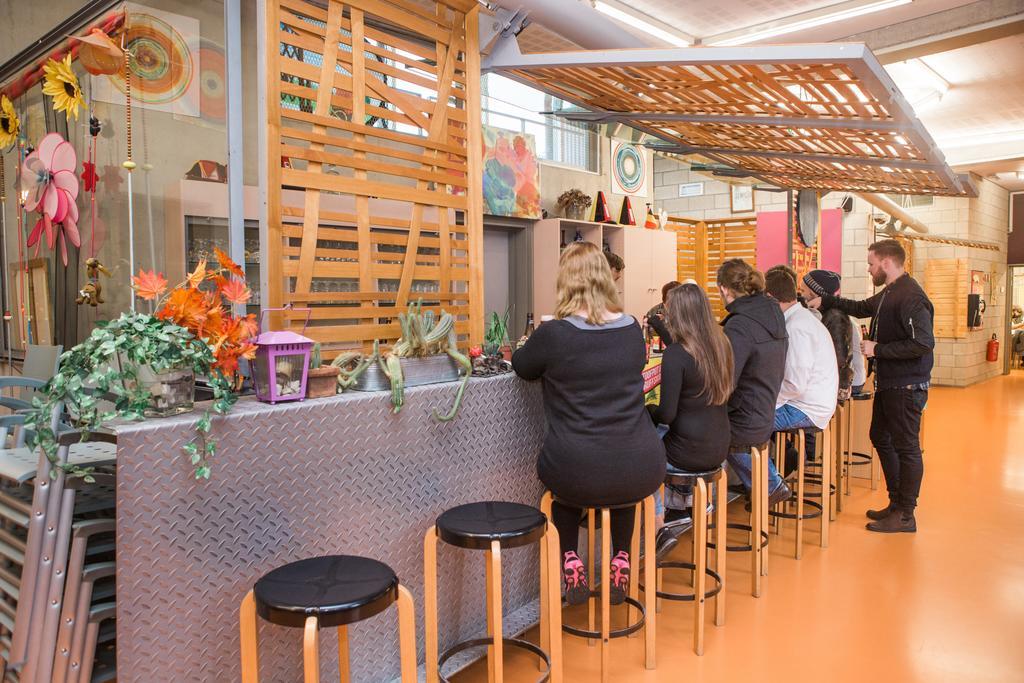 Hostel De Zandpoort Мехелен Экстерьер фото